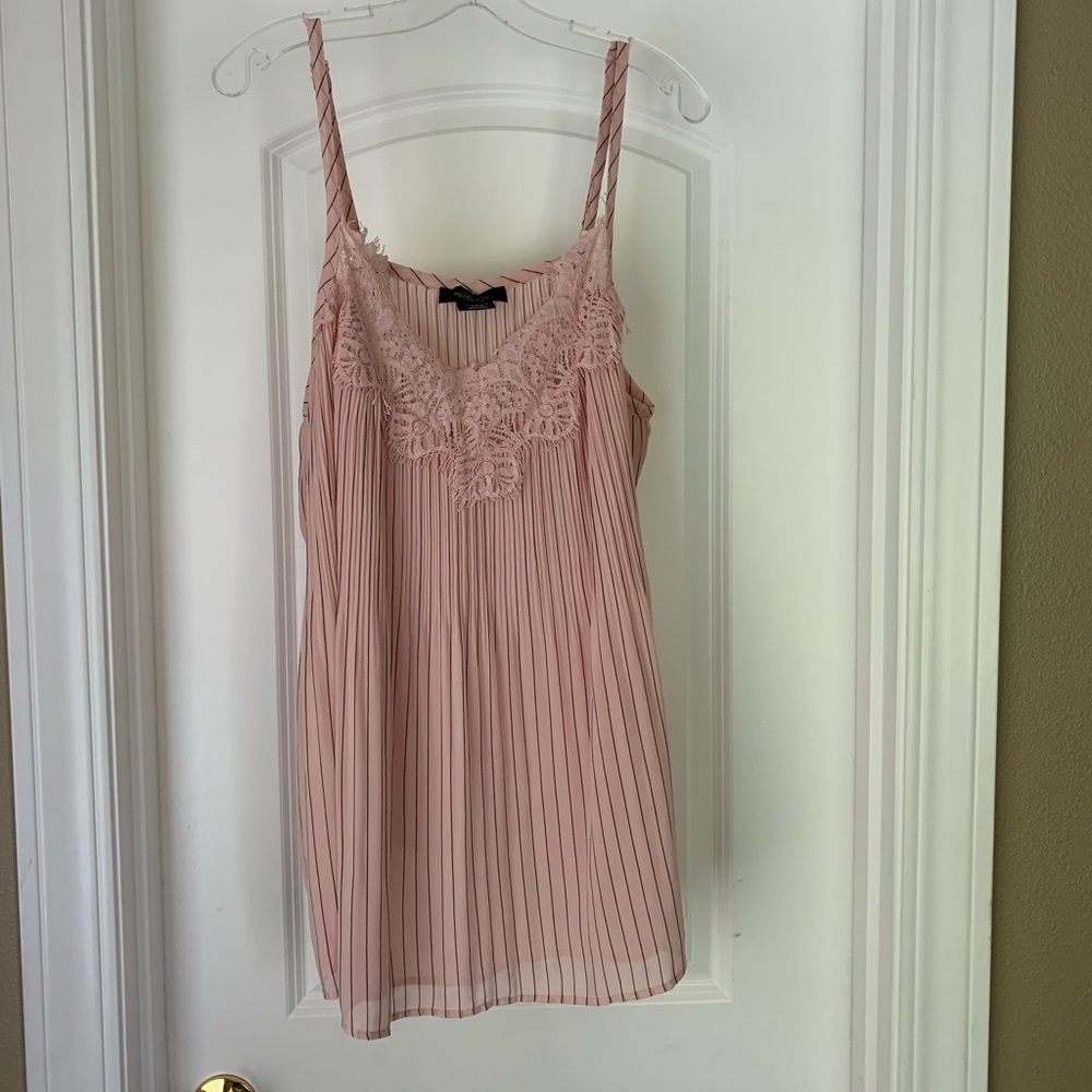 MichelStudio Collection tank top with lace detail